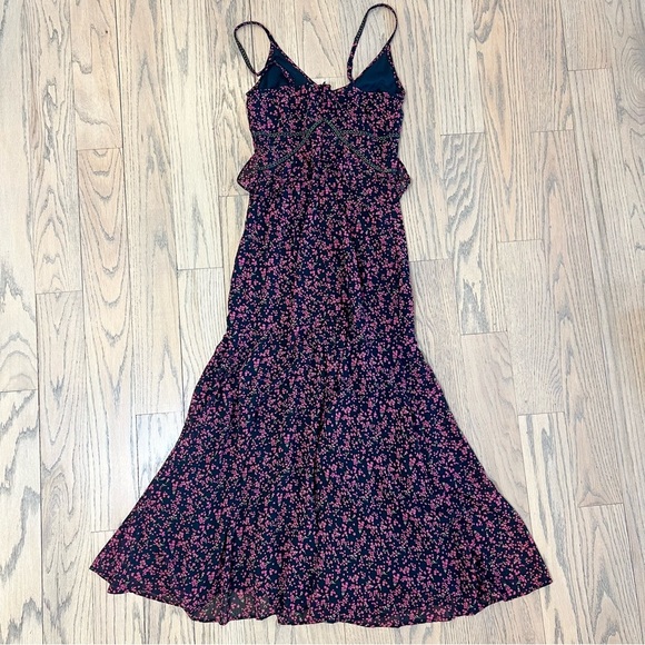 Common Collection Floral Forest Berry Maxi Dress with Flutter Detail Size Small - Picture 12 of 16